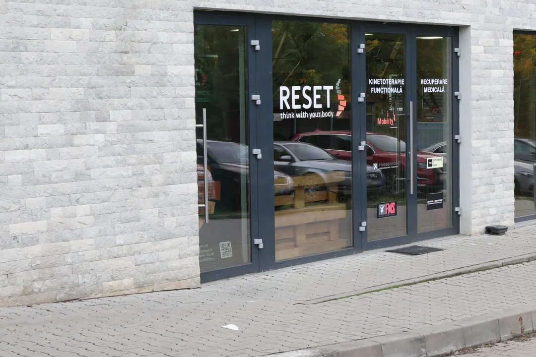 Intrarea RESET de pe Strada Aurel Gurghianu 29, Cluj-Napoca